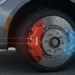 Frâne blocate: cauze și soluții - Probleme comune, diagnosticare și sfaturi utile pentru întreținerea sistemului de frânare auto.