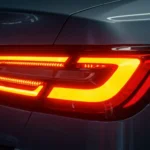 Turn signal rapidă: cauze și soluții. Probleme comune: bec ars, circuit scurt, unitate de control defectă. Repară semnalizarea auto.