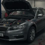 Simptome TCM defect: schimbări dure viteze, lumini avertizare bord, accelerație instabilă. Diagnostic: scanare coduri eroare, testare conexiuni electrice.